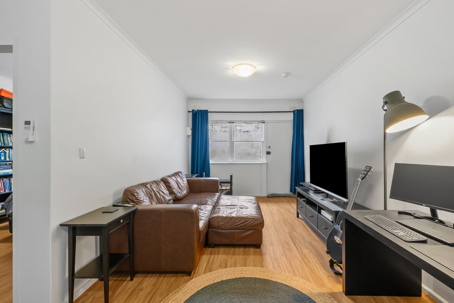 2/48 Curran Street, North Melbourne - Thumbnail 2