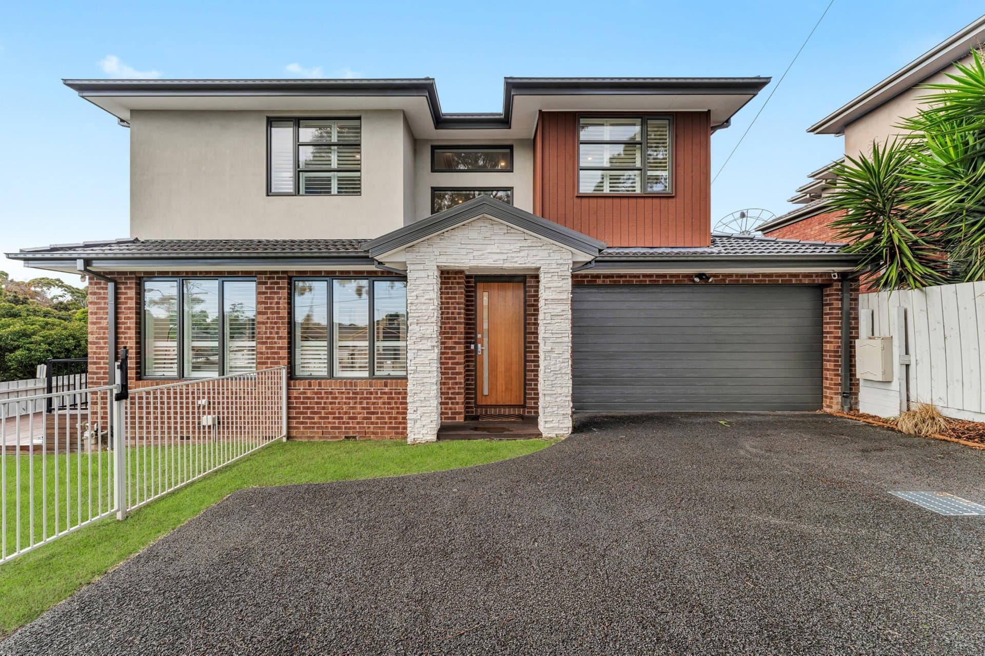 1/212 Stephensons Road, Mount Waverley - Image 1