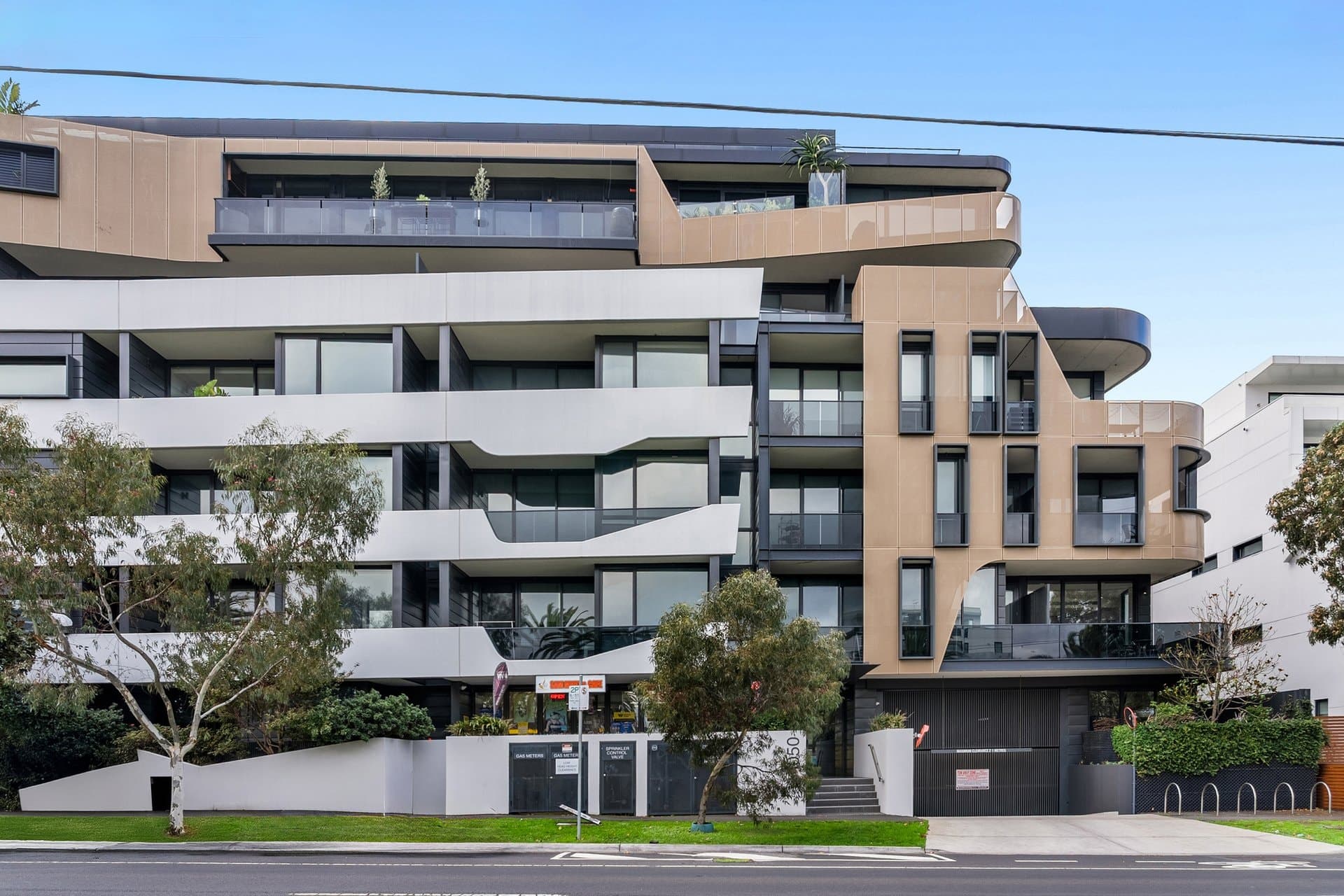111/1050 Mt Alexander Road, Essendon - Thumbnail 2