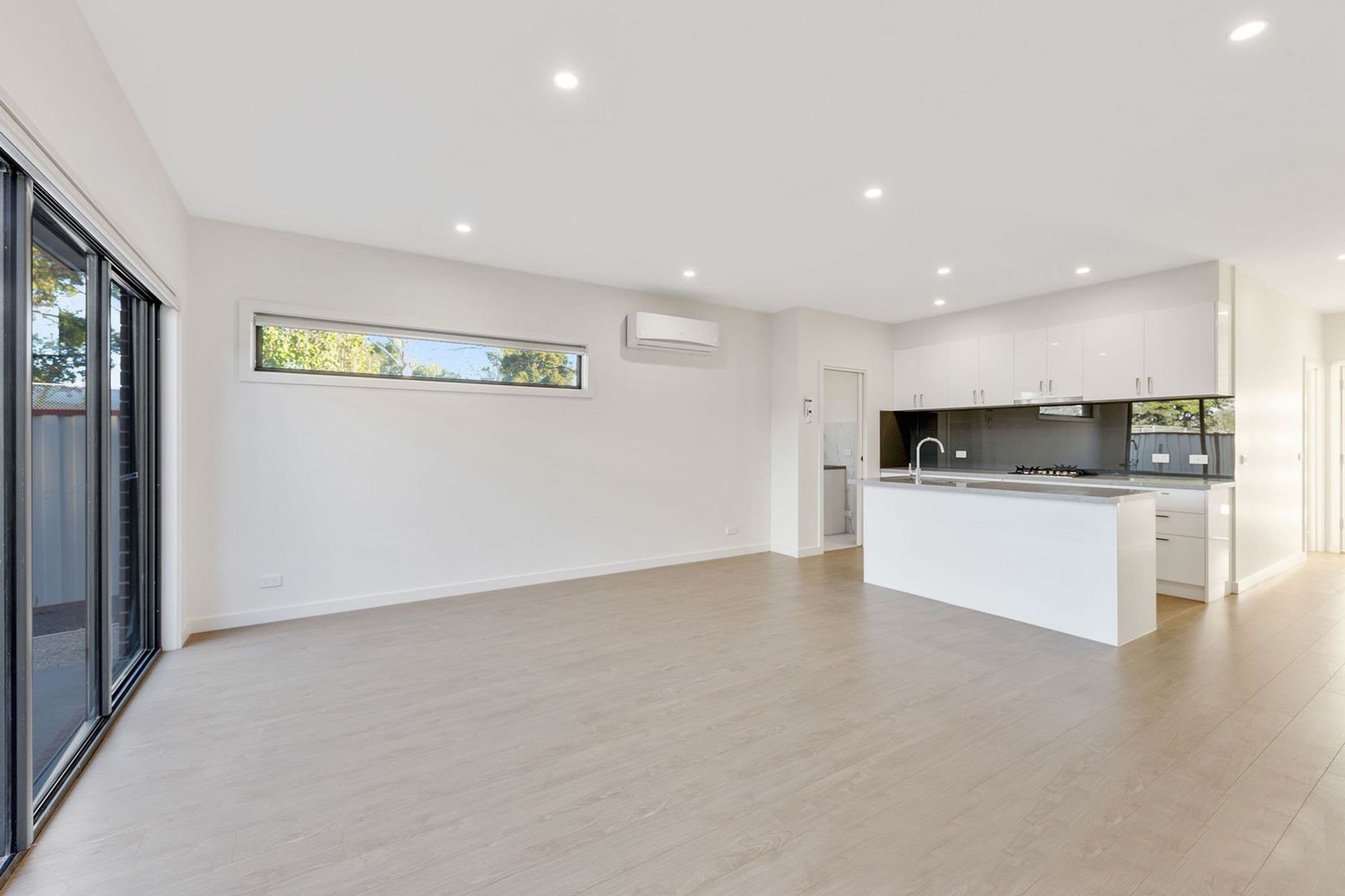 1/2 Stevens Road, St Albans VIC 3021, St Albans - Thumbnail 4