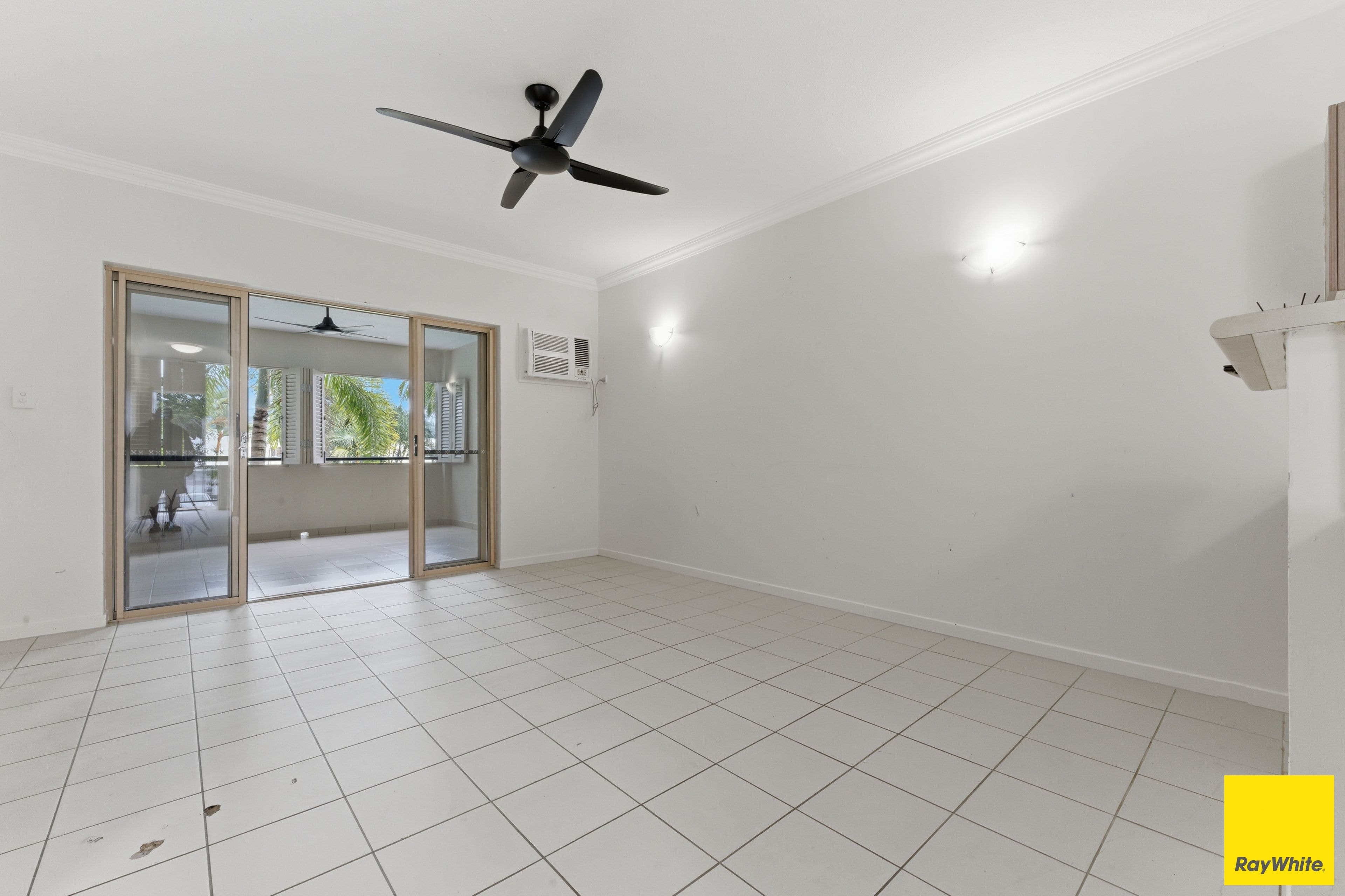 306/2-8 Centenary Close, Manoora QLD 4870, Manoora - Thumbnail 2