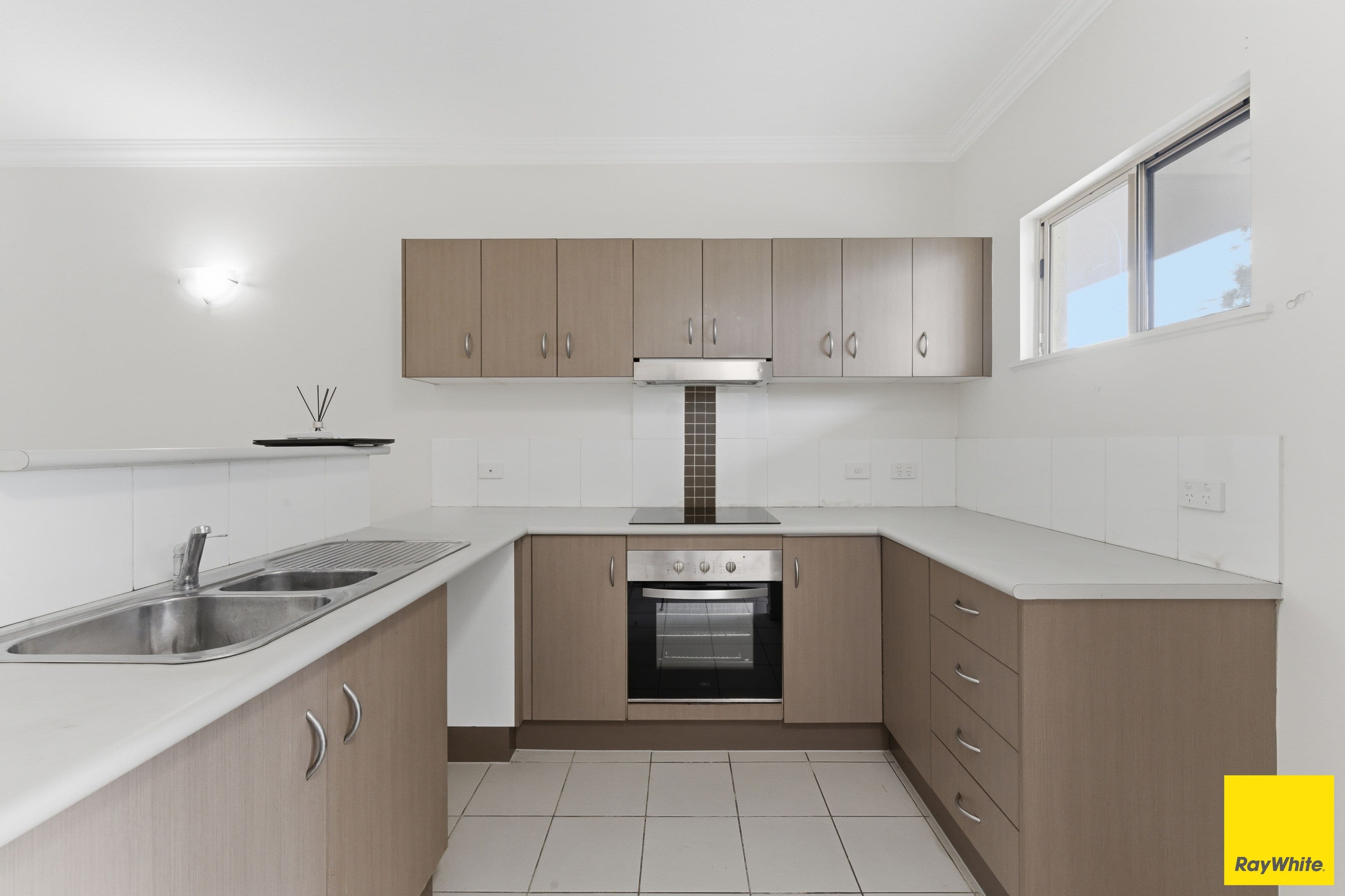306/2-8 Centenary Close, Manoora QLD 4870, Manoora - Thumbnail 4