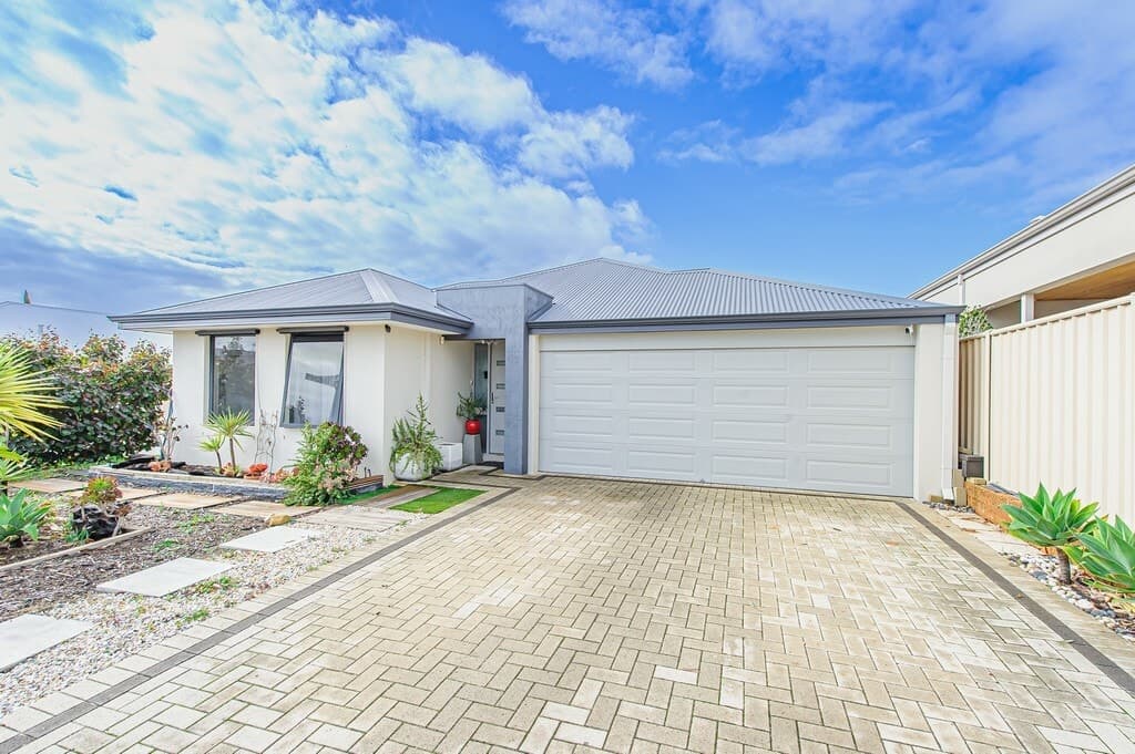 16 Pardillo Way, Caversham - Thumbnail 3