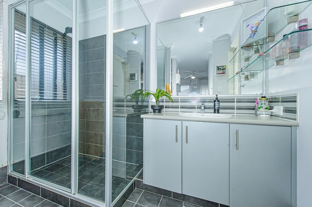 16 Pardillo Way, Caversham - Thumbnail 8