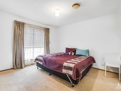 24 Melaleuca Drive, Hoppers Crossing - Thumbnail 3