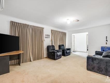 24 Melaleuca Drive, Hoppers Crossing - Thumbnail 4