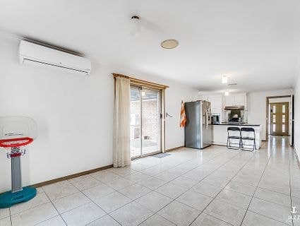 24 Melaleuca Drive, Hoppers Crossing - Thumbnail 7
