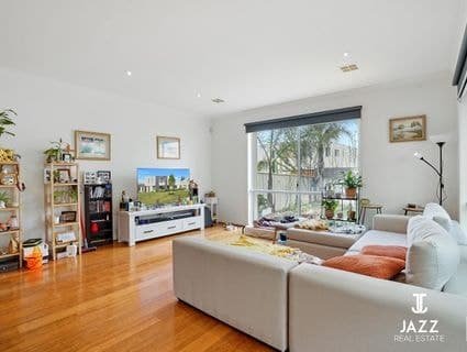 93 Signature Boulevard, Point Cook - Thumbnail 8