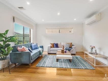 27 Neighbourhood Grove, Point Cook - Thumbnail 6