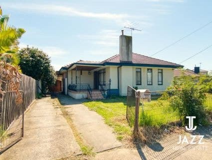 200 Churchill Avenue, Braybrook - Image 1