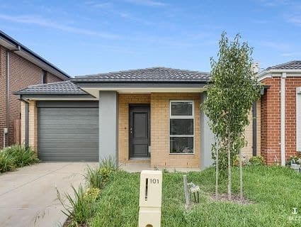101 Sunnybank Drive, Point Cook - Image 1