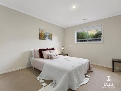 13 Peppers Avenue, Point Cook - Thumbnail 6