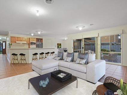 26 South Shore Avenue, Point Cook - Thumbnail 2