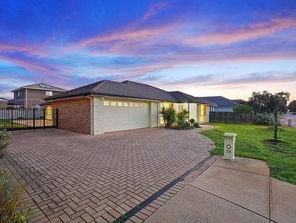 26 South Shore Avenue, Point Cook - Thumbnail 3