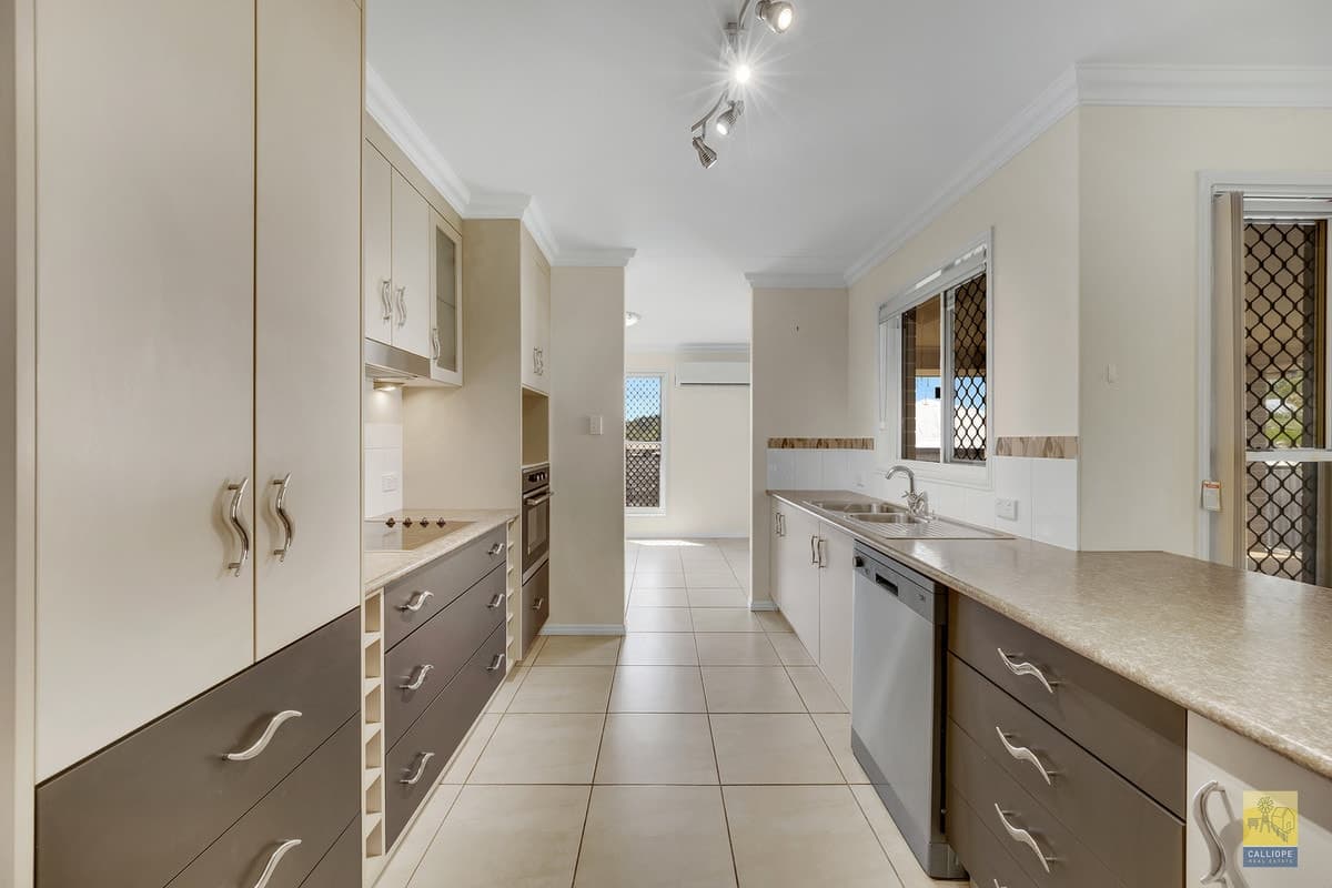 9 Central Avenue, Calliope, QLD, Calliope - Thumbnail 3