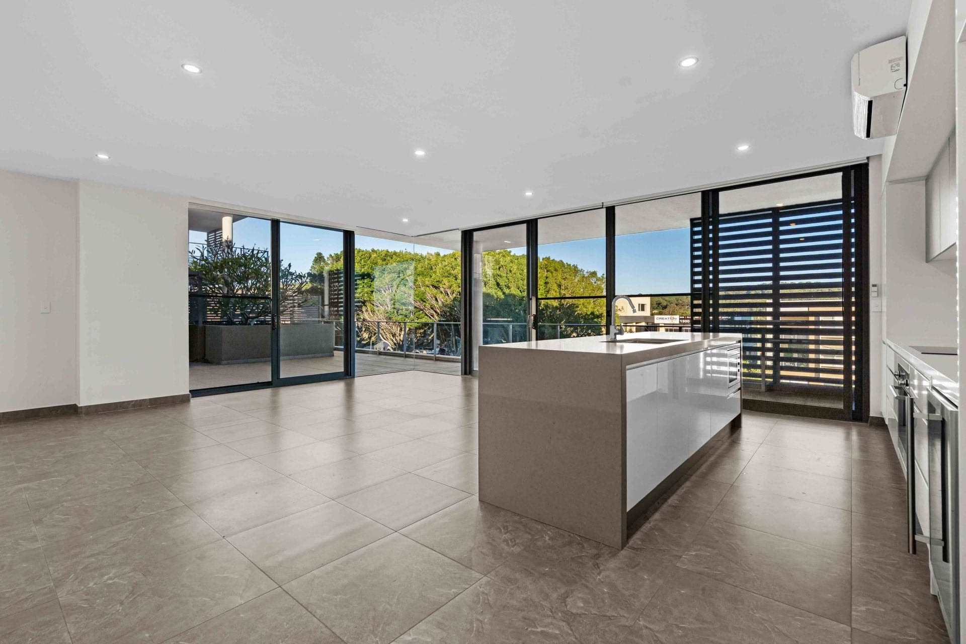 115/55E Caves Beach Road, Caves Beach - Thumbnail 3