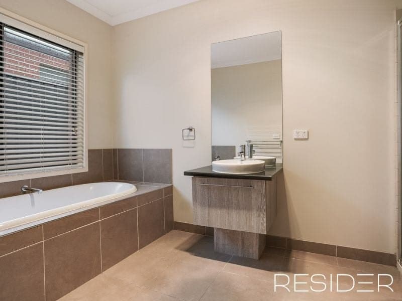 25 Cassinias Grove Mernda, Mernda - Thumbnail 8