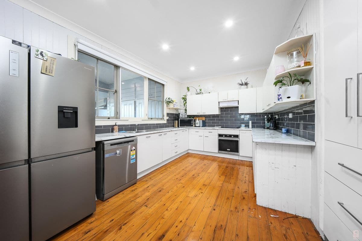 51 Arlington Street, GOROKAN, Gorokan - Thumbnail 8
