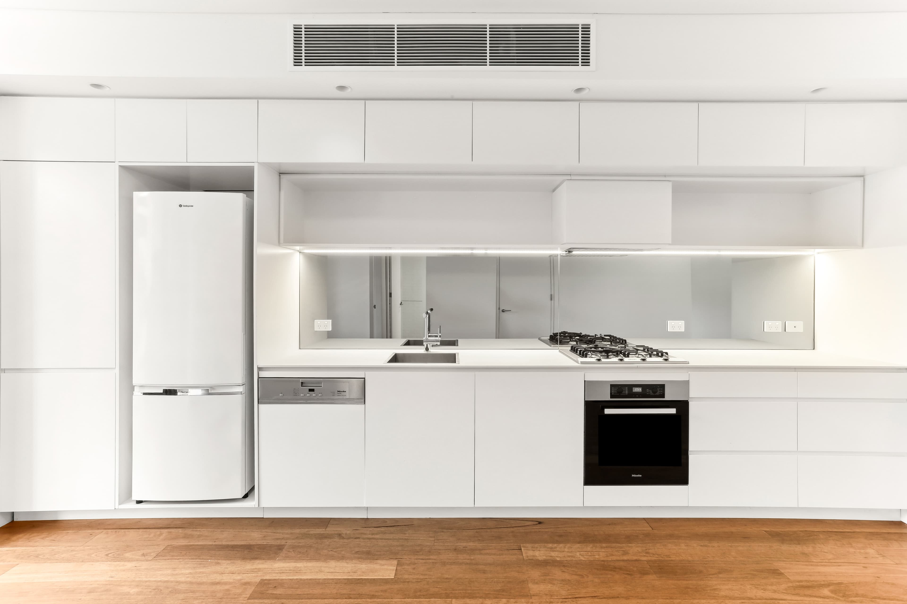 4/34 Curlewis Street, Bondi Beach - Thumbnail 3