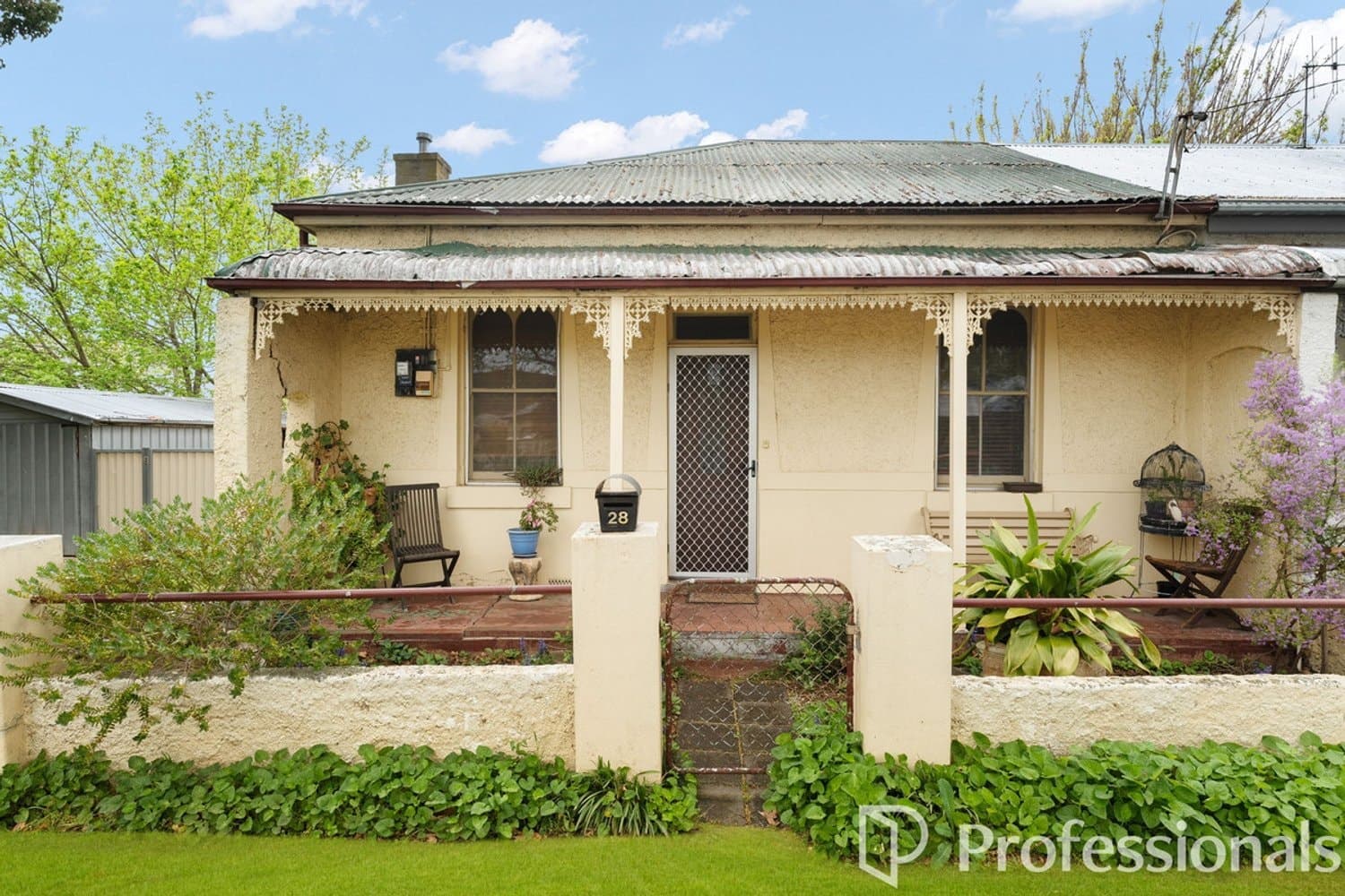 28 Seymour Street, Bathurst NSW 2795, Bathurst - Image 1
