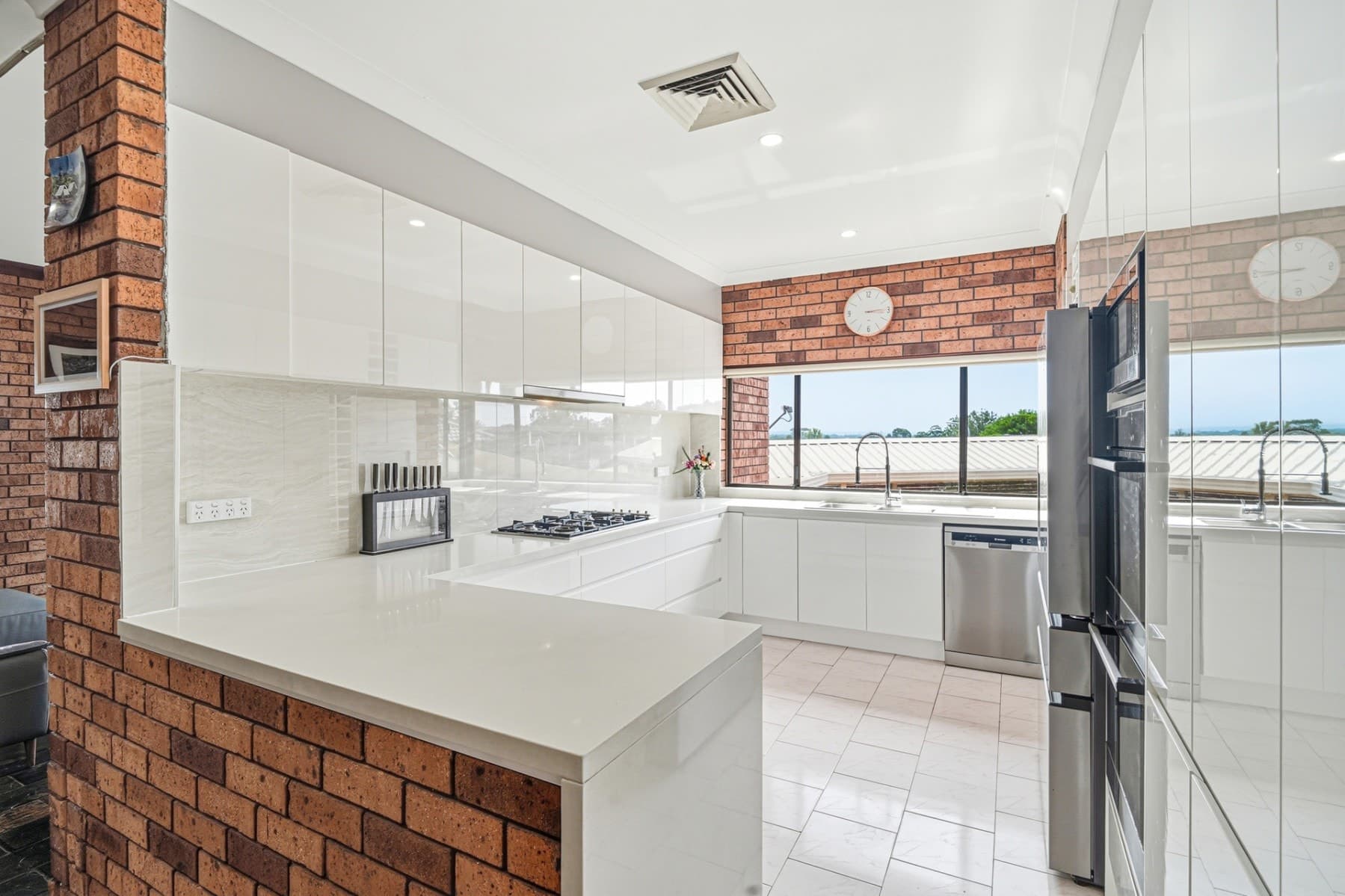 4 Juba Close, St Clair - Thumbnail 6