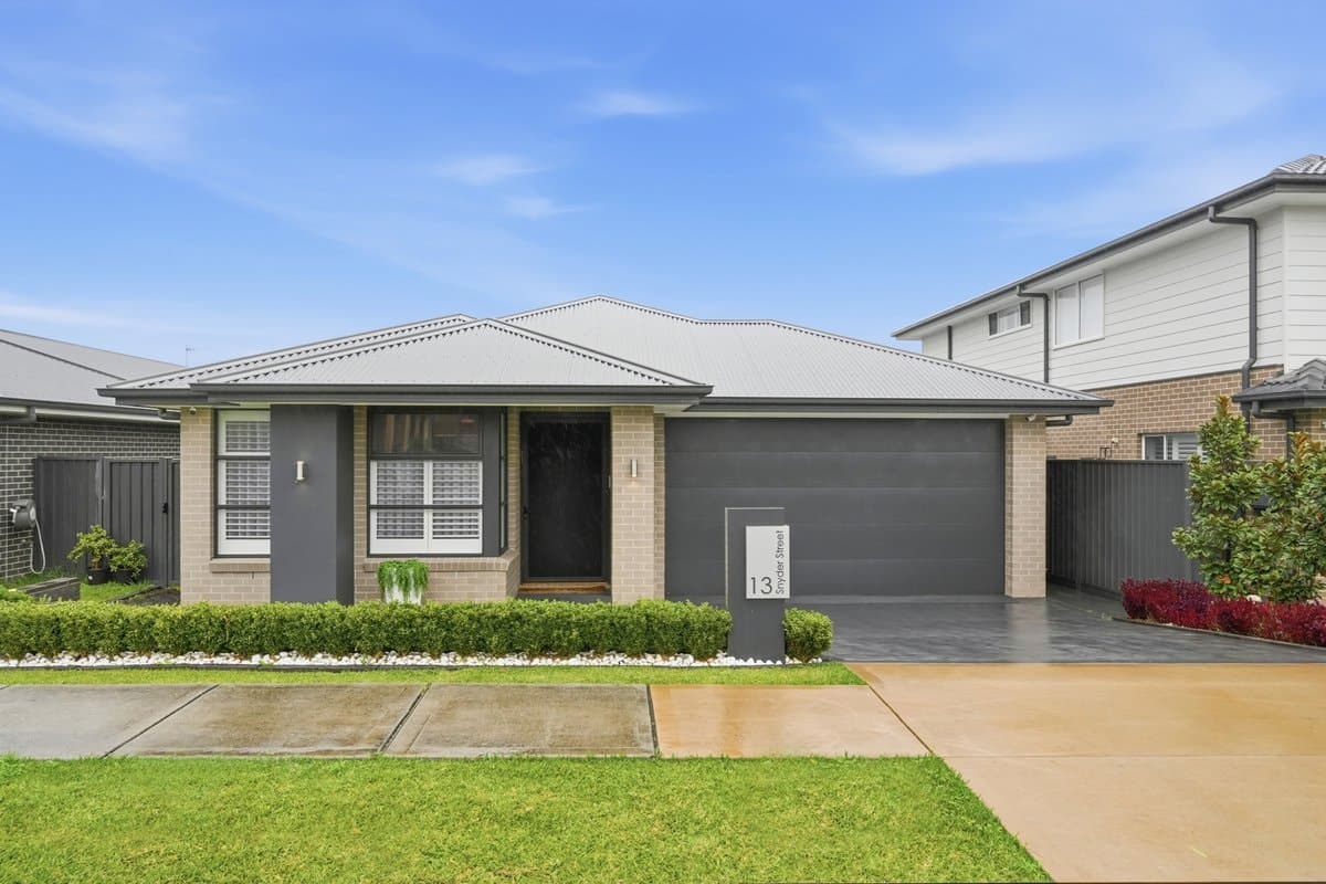 13 Snyder Street, Spring Farm - Image 1