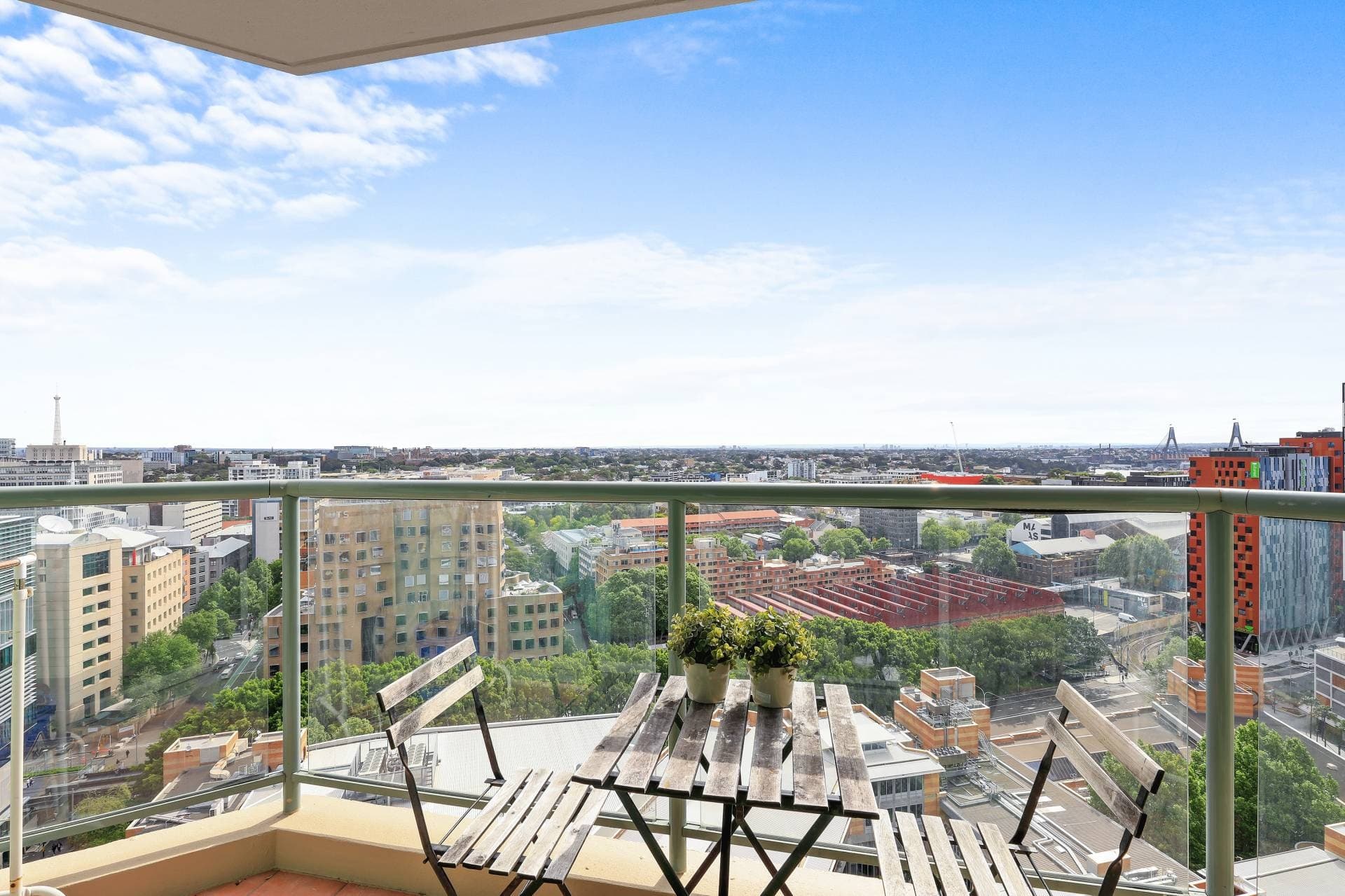 Unit 2108, 2 Quay St, Haymarket - Image 1
