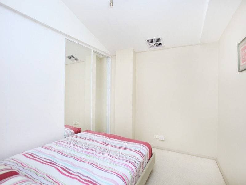 17g, 11a Lachlan Street, Waterloo - Thumbnail 5
