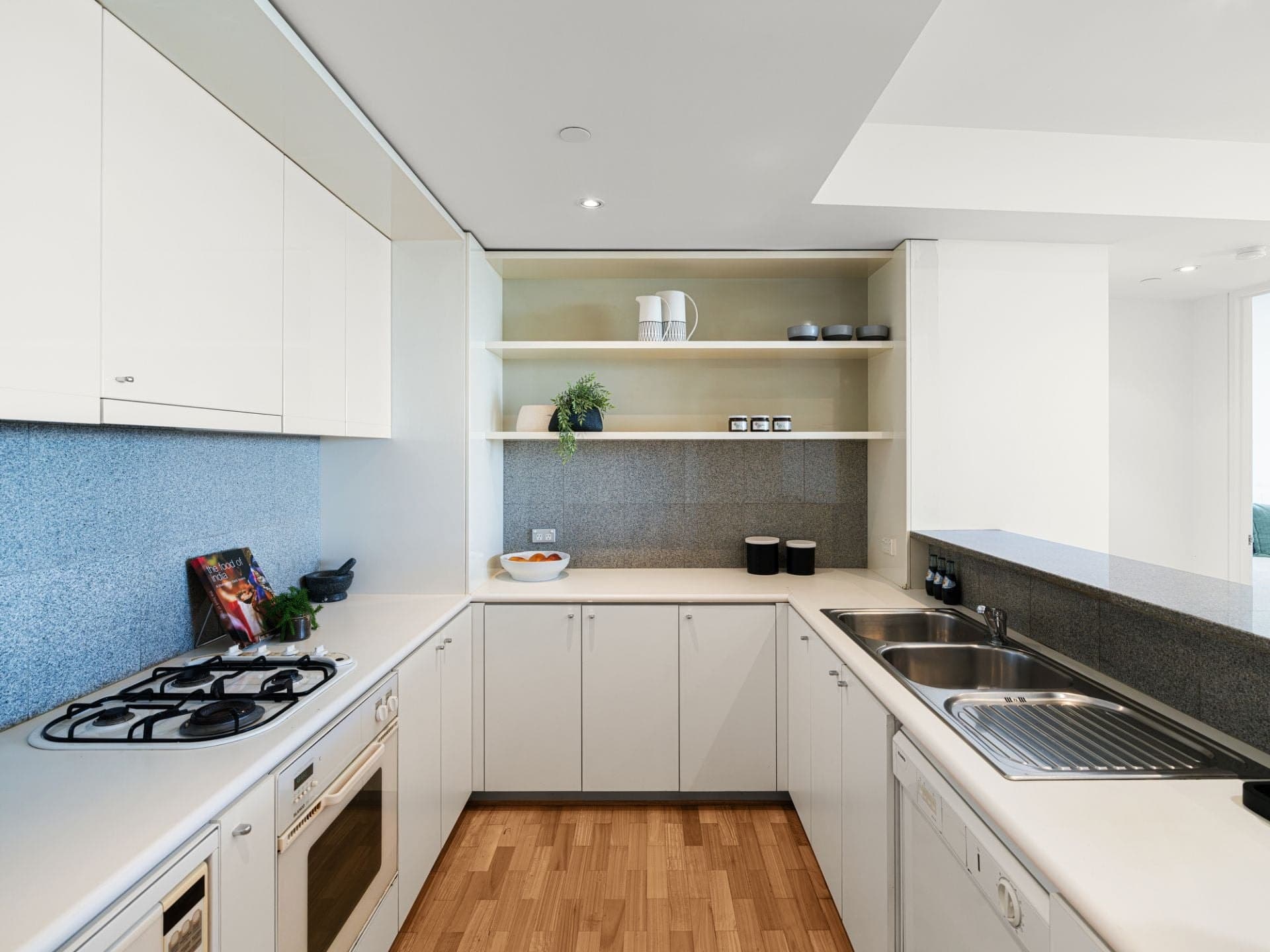 135/1 Albert Road, Melbourne, Melbourne - Thumbnail 4