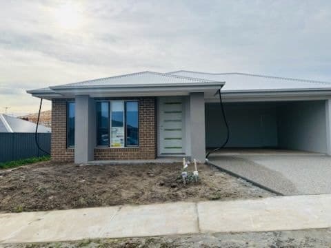 3 Swainsons Rd, Nar Nar Goon - Image 1