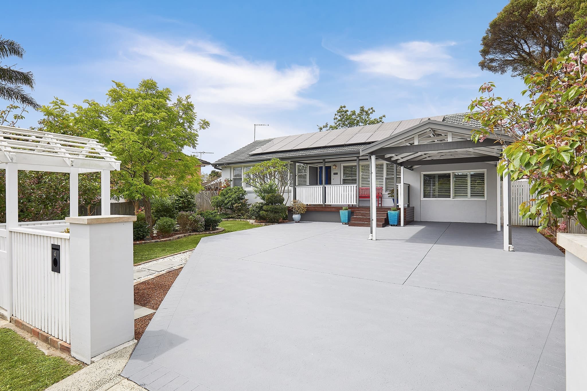 4 Springfield Road, Hornsby Heights, Hornsby Heights - Image 1