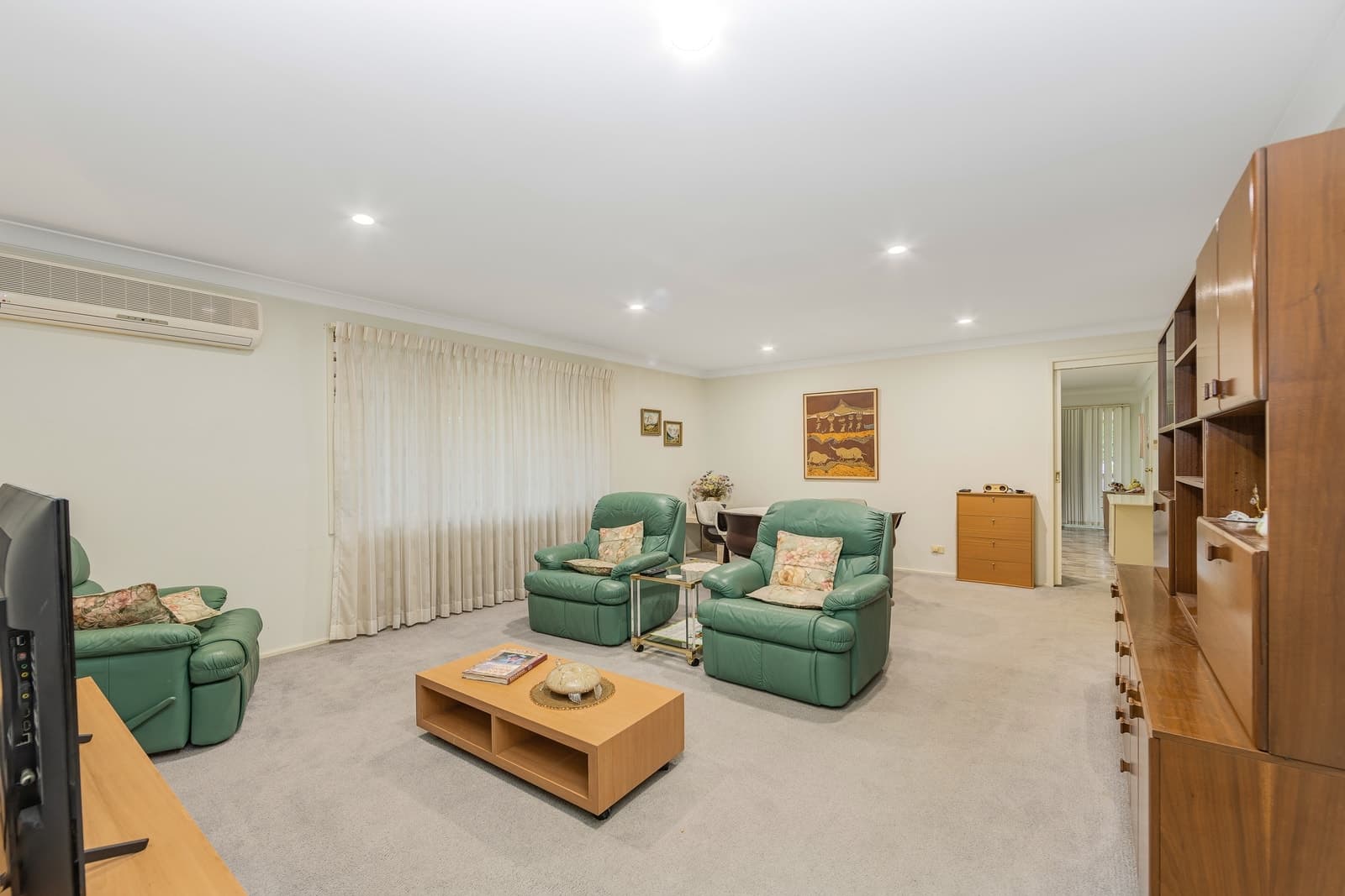 22 Armstrong Avenue, Killarney Vale, Killarney Vale - Thumbnail 4