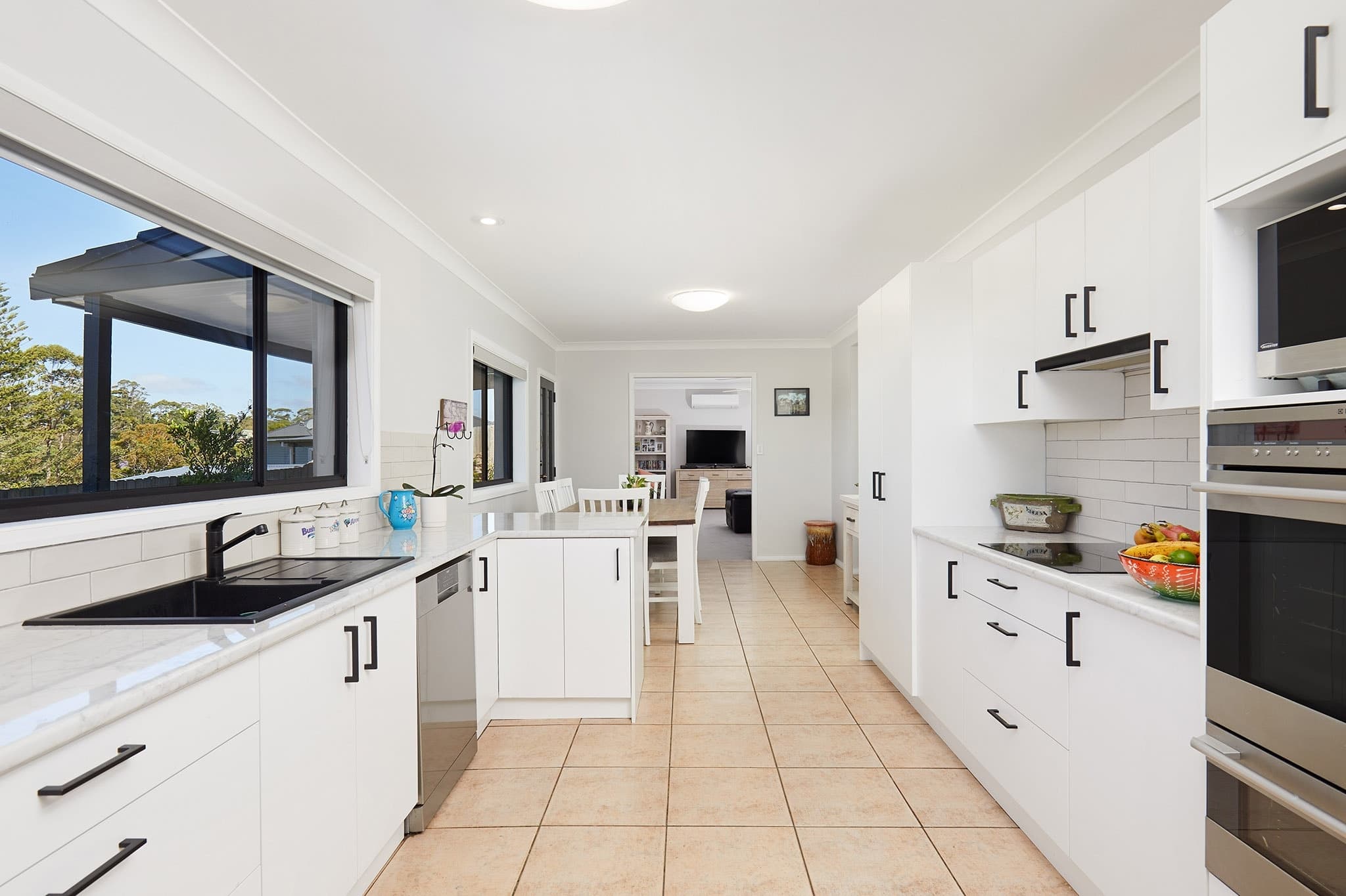 6 Amanda Close, Berowra Heights, Berowra Heights - Thumbnail 4