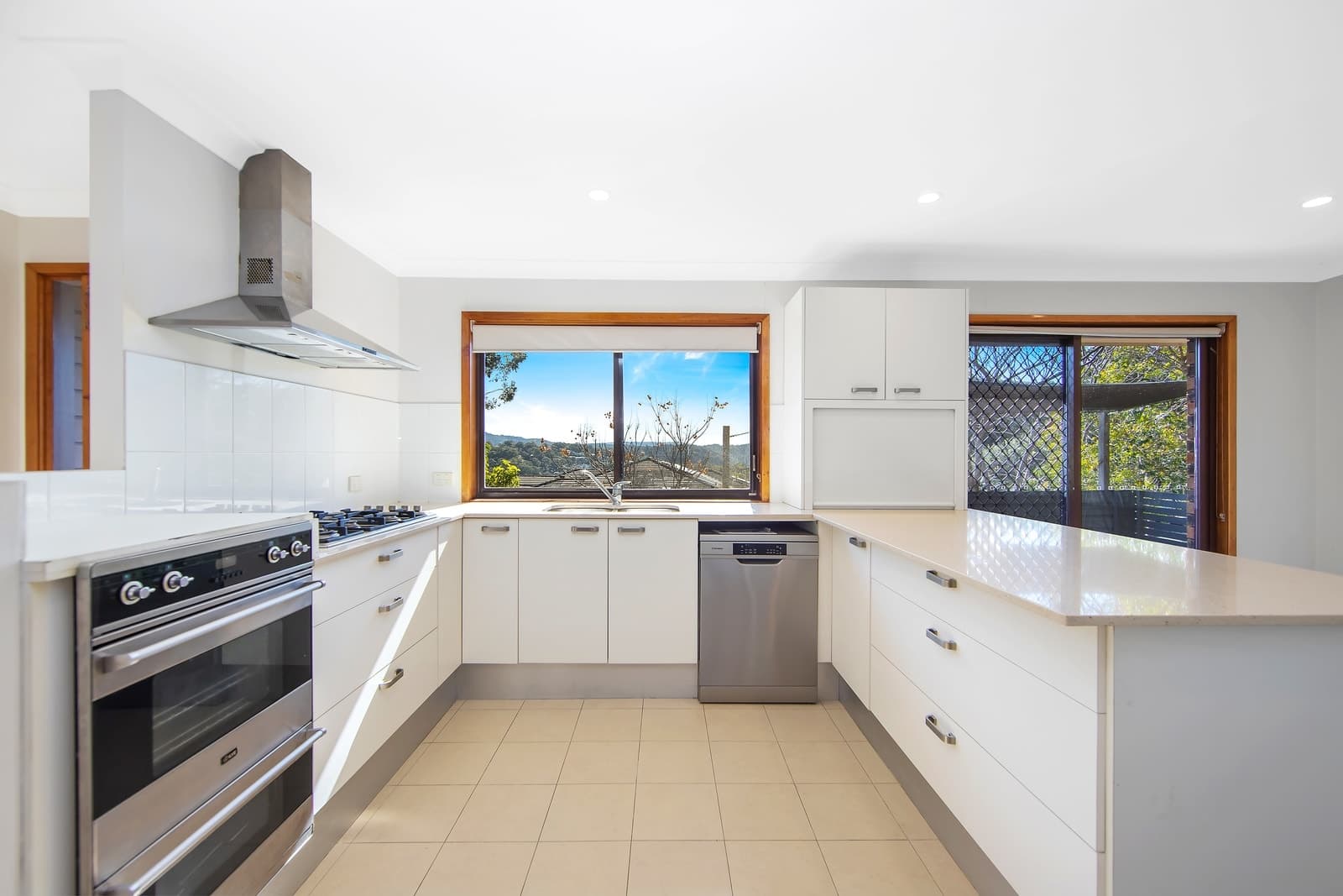 16 Baronga Road, Avoca Beach, Avoca Beach - Thumbnail 6