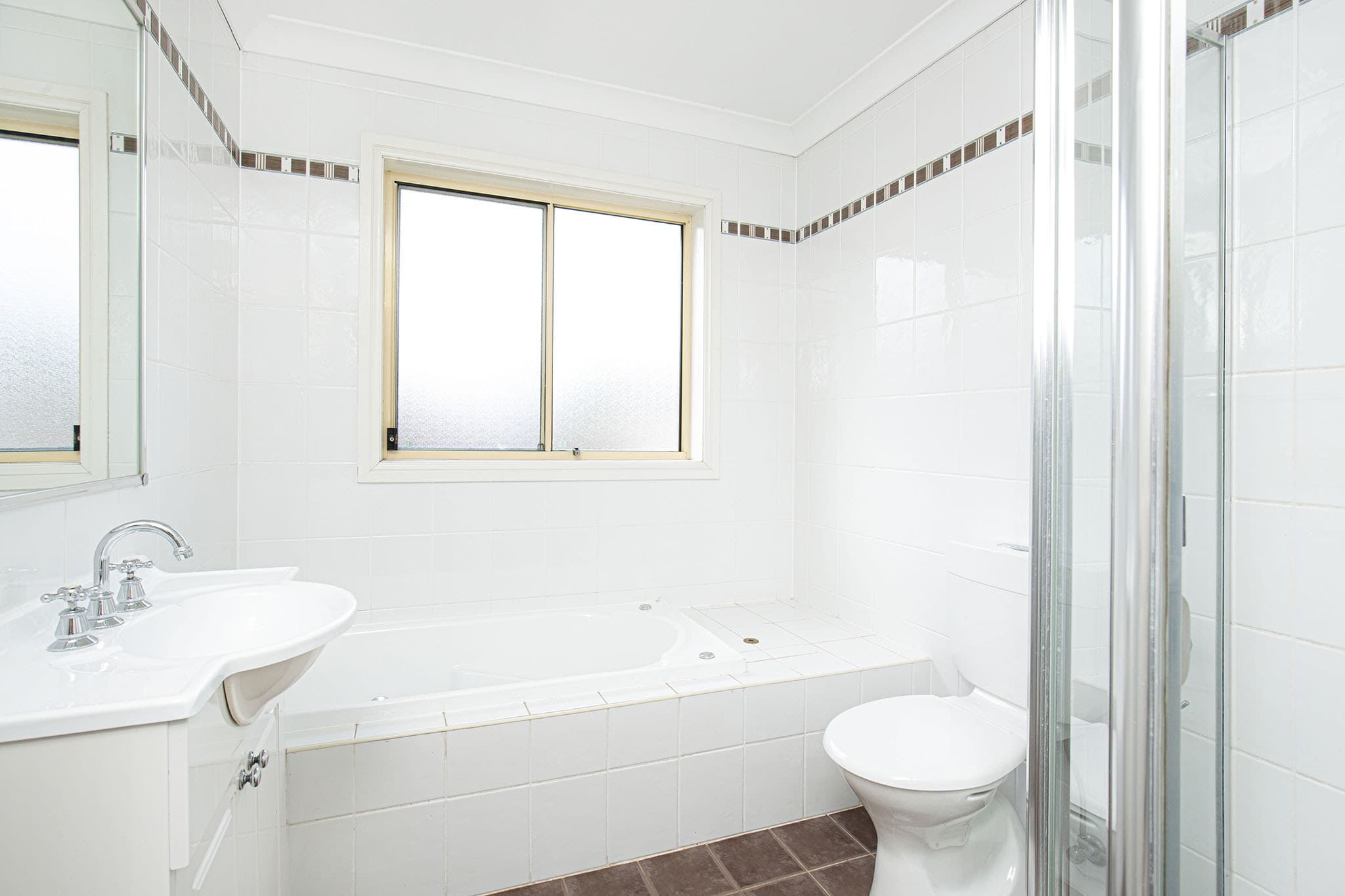2/11-15 Haldane Street, Asquith, Asquith - Image 1