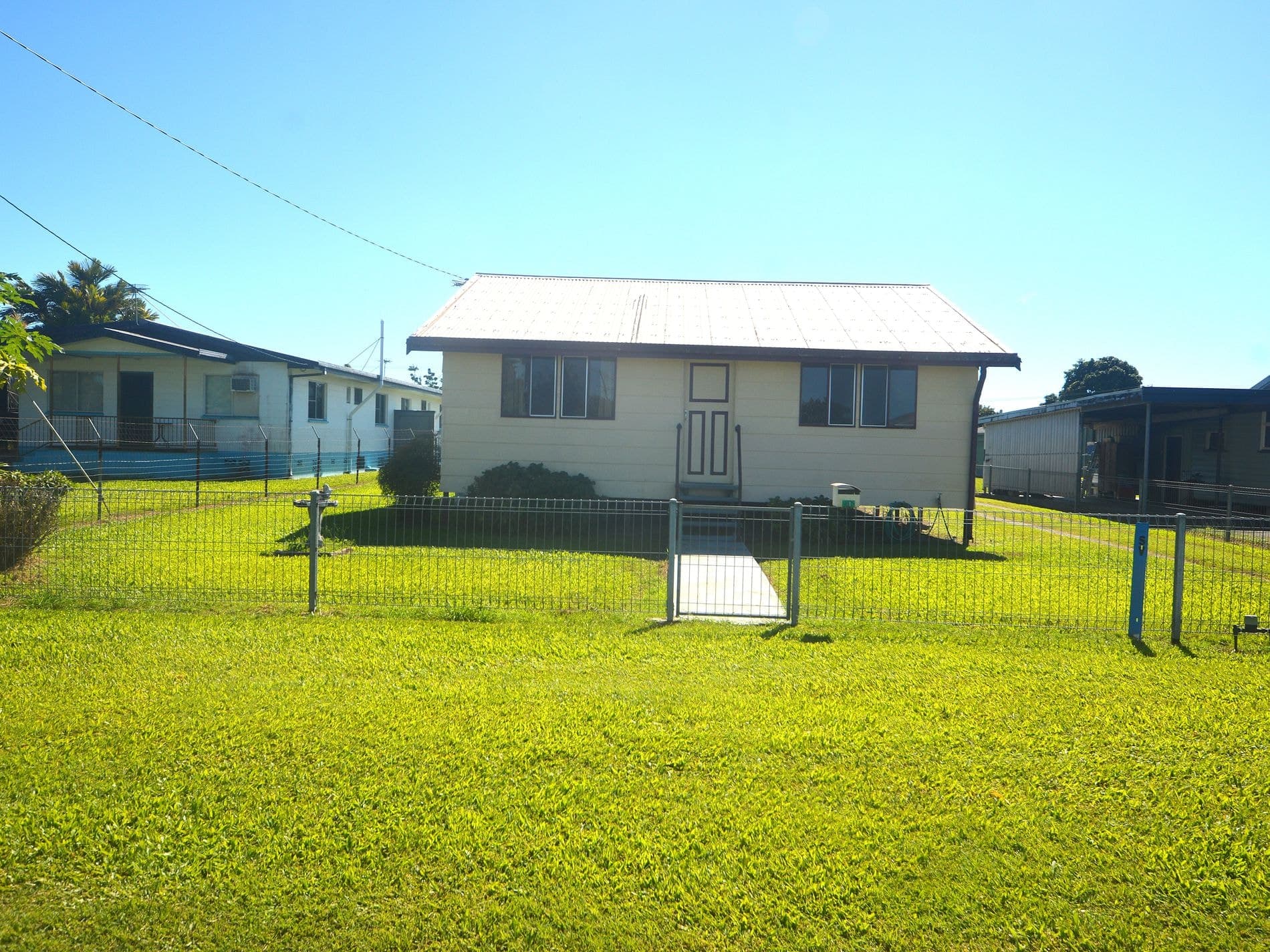 11 RITA STREET, South Innisfail, South Innisfail - Thumbnail 4