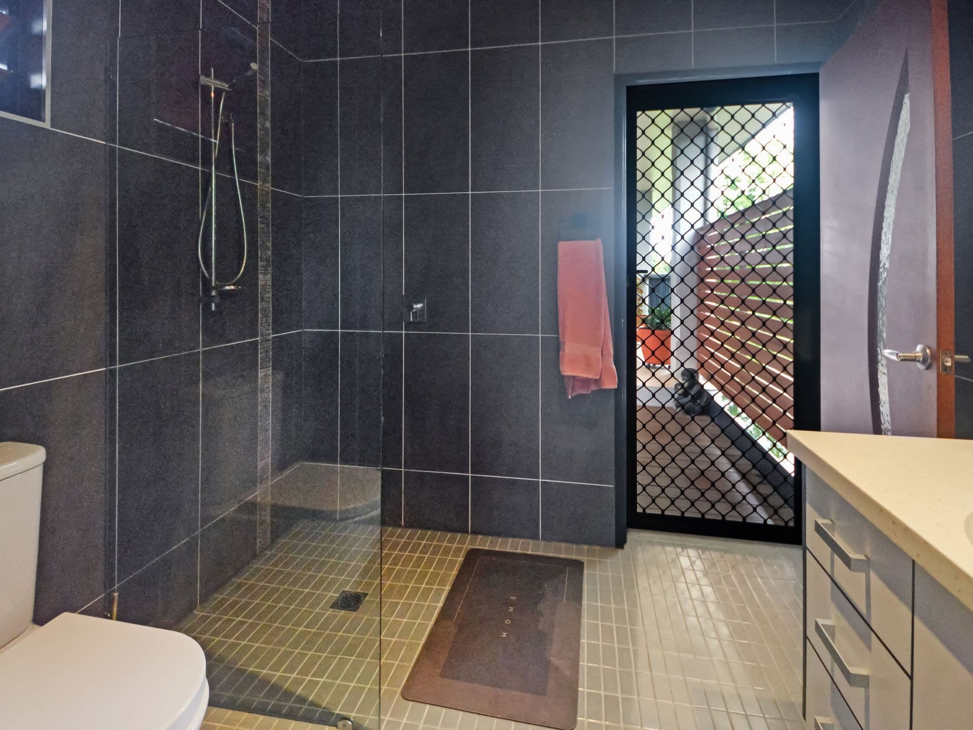 43 MORIARTY STREET, Goondi Hill, Goondi Hill - Thumbnail 8