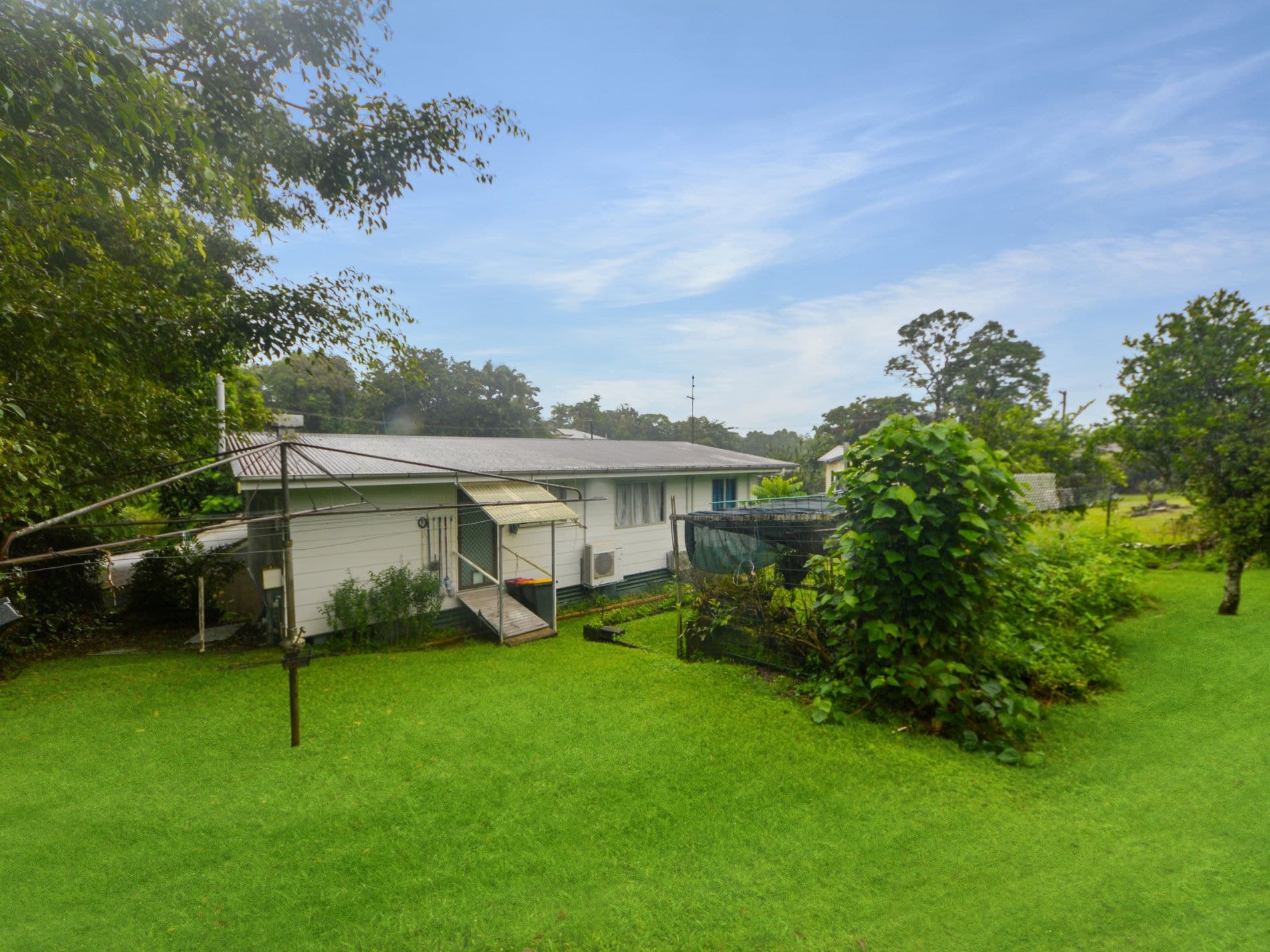 12 BREEN STREET, East Innisfail, East Innisfail - Thumbnail 3