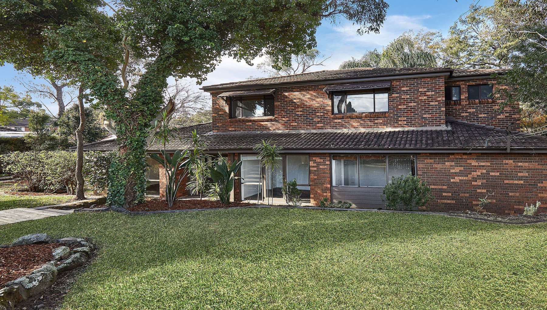 374 Somerville Rd, Hornsby Hts, Hornsby Hts - Thumbnail 2