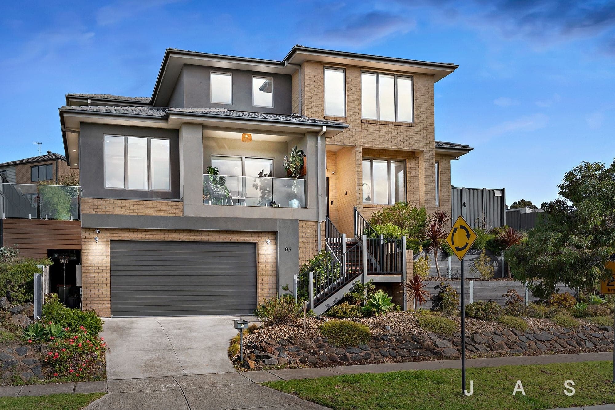 83 Halong Drive Sunshine North VIC, Sunshine North - Thumbnail 2