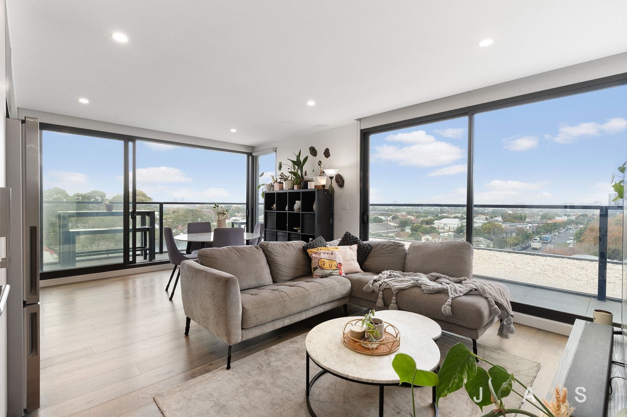 601/99 Donald Street Footscray VIC, Footscray - Thumbnail 2