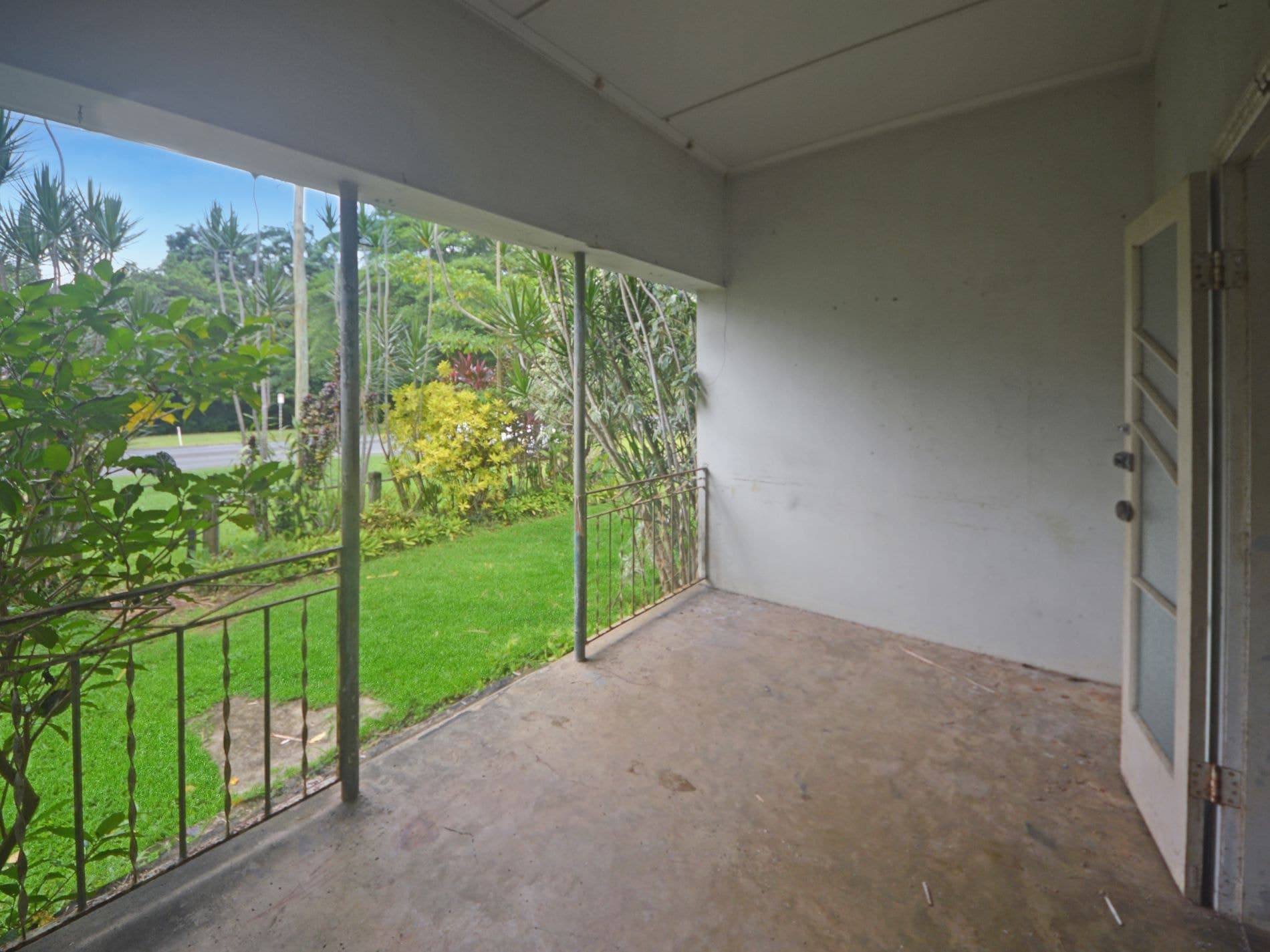 44 RIVER AVENUE, Mighell, Mighell - Thumbnail 2