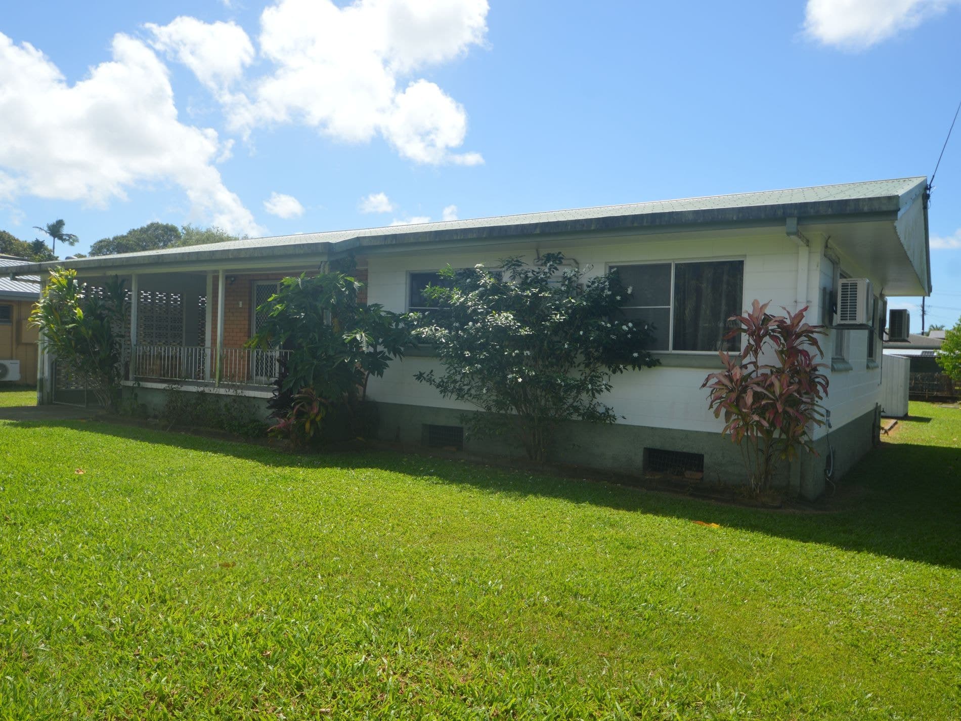 11 Mayflower Street, Innisfail Estate, Innisfail Estate - Image 1