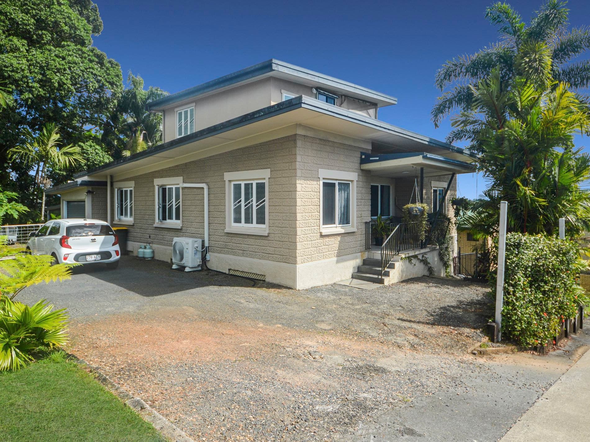 16 Mourilyan Road, East Innisfail, East Innisfail - Thumbnail 3