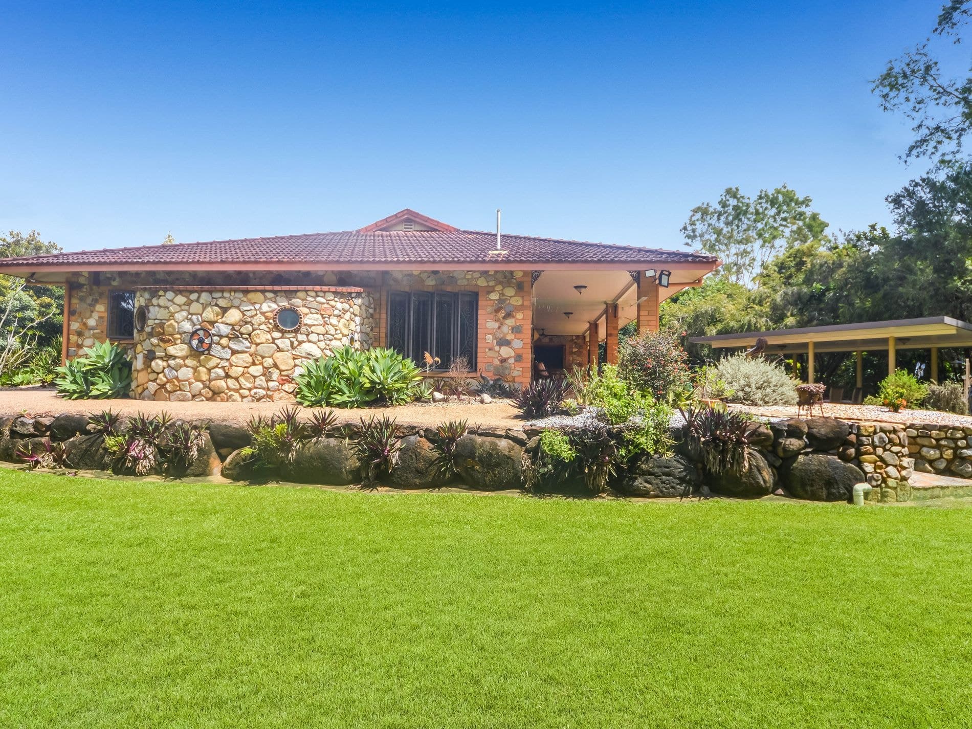17 Middlemiss Street, Mareeba, Mareeba - Thumbnail 2