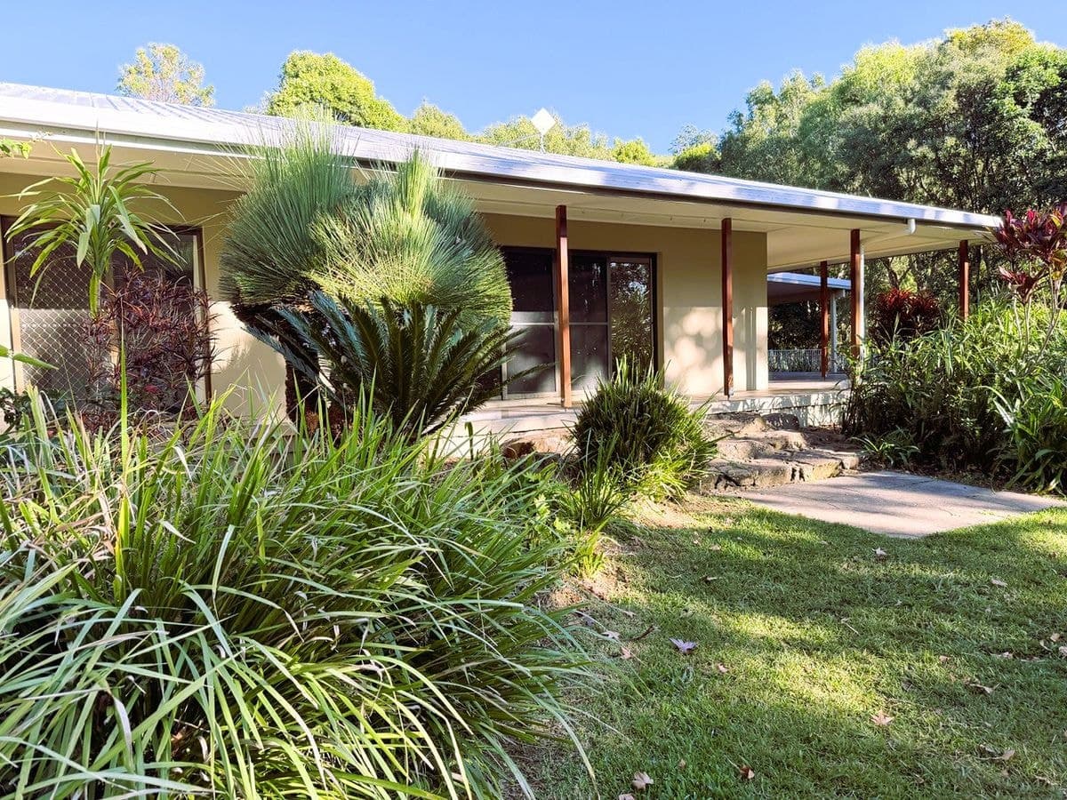228B Dingo Lane, 228b Dingo Lane - Image 1