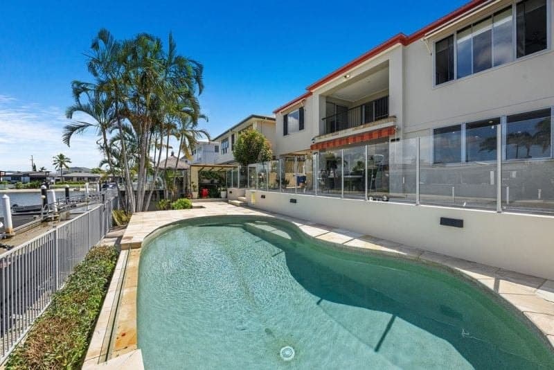 40 Salerno Street, Surfers Paradise - Thumbnail 4