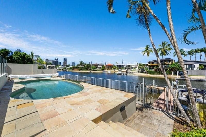 40 Salerno Street, Surfers Paradise - Thumbnail 5