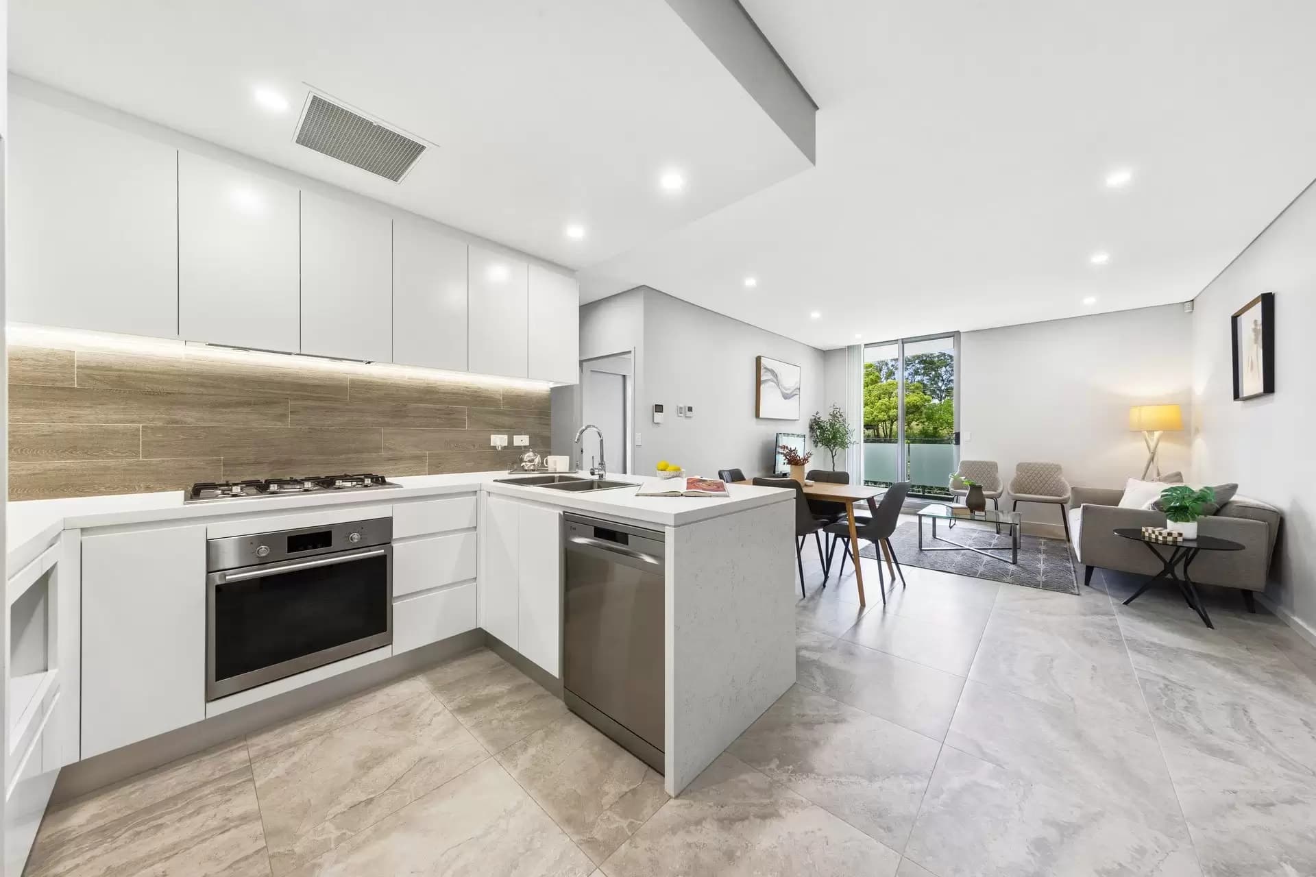 28/28 Lords Avenue,             Asquith, Asquith - Image 1