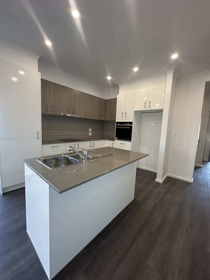 39 Hamish Road, Darley VIC 3340, Darley - Thumbnail 2